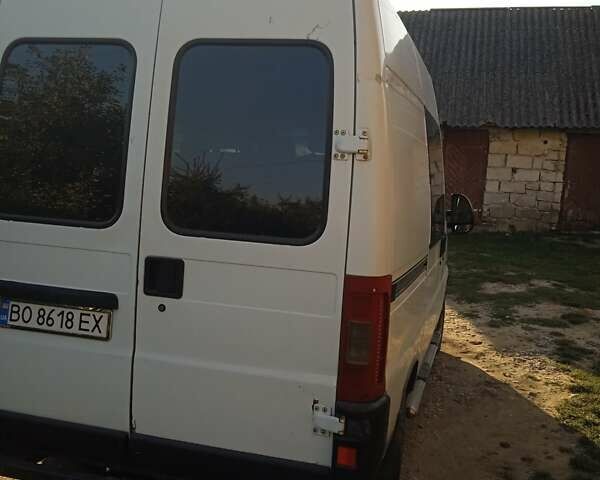 Белый Ситроен Jumper, объемом двигателя 2.5 л и пробегом 417 тыс. км за 3700 $, фото 1 на Automoto.ua