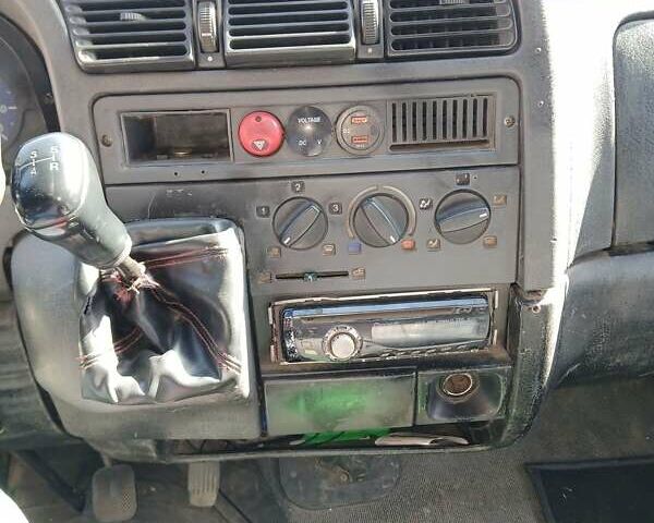 Белый Ситроен Jumper, объемом двигателя 2.5 л и пробегом 400 тыс. км за 2700 $, фото 6 на Automoto.ua