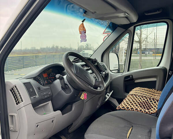 Белый Ситроен Jumper, объемом двигателя 2.2 л и пробегом 331 тыс. км за 6500 $, фото 8 на Automoto.ua