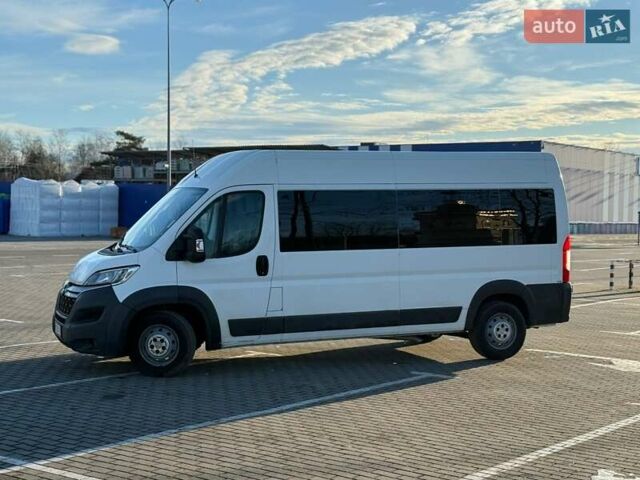 Белый Ситроен Jumper, объемом двигателя 2.2 л и пробегом 310 тыс. км за 14800 $, фото 1 на Automoto.ua