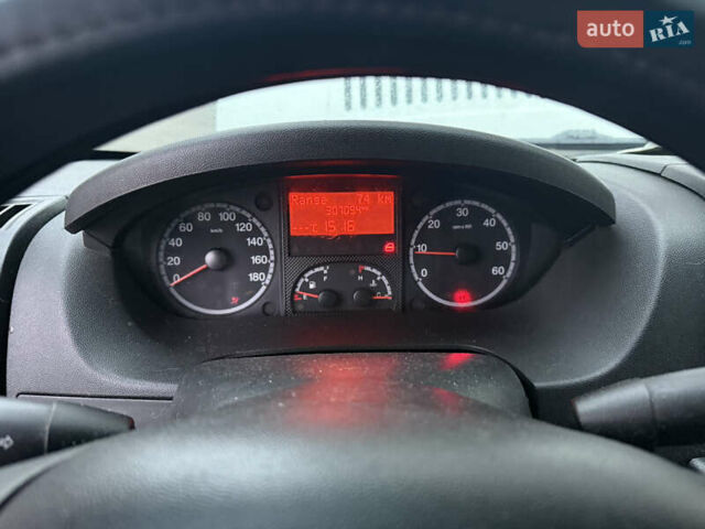 Белый Ситроен Jumper, объемом двигателя 2.2 л и пробегом 307 тыс. км за 9500 $, фото 9 на Automoto.ua