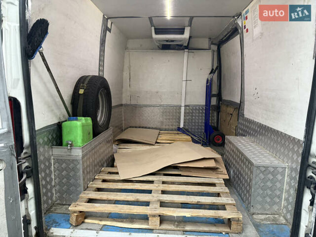 Белый Ситроен Jumper, объемом двигателя 2.2 л и пробегом 307 тыс. км за 9500 $, фото 8 на Automoto.ua