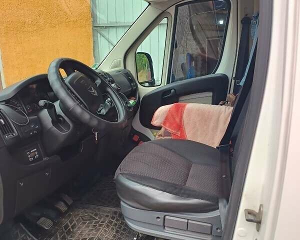 Белый Ситроен Jumper, объемом двигателя 2 л и пробегом 230 тыс. км за 13200 $, фото 3 на Automoto.ua