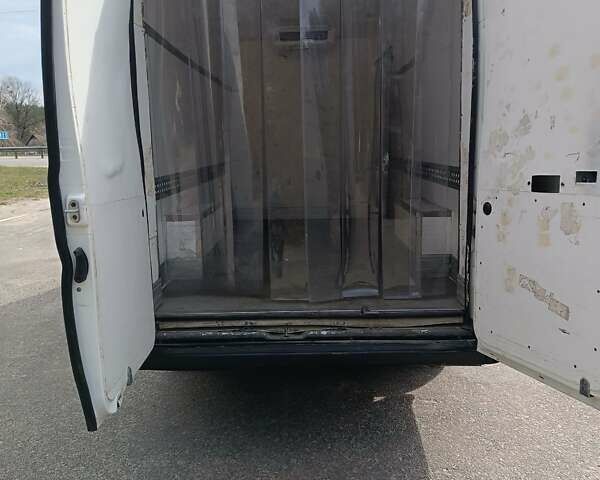 Белый Ситроен Jumper, объемом двигателя 2.2 л и пробегом 147 тыс. км за 14500 $, фото 4 на Automoto.ua