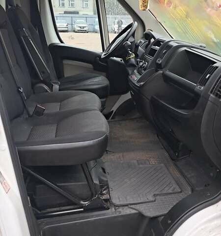 Белый Ситроен Jumper, объемом двигателя 2.2 л и пробегом 277 тыс. км за 14064 $, фото 2 на Automoto.ua