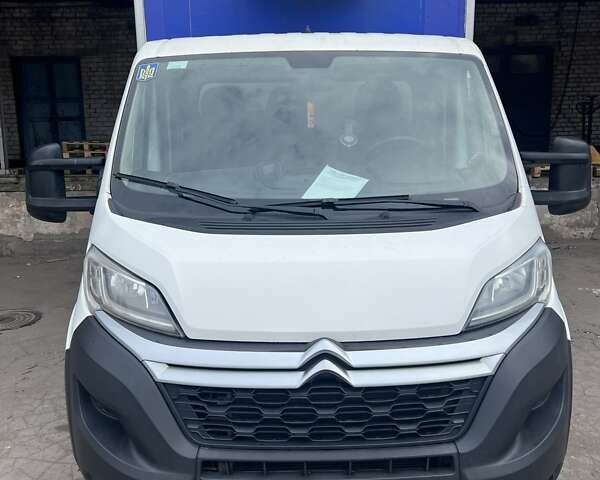 Белый Ситроен Jumper, объемом двигателя 2.2 л и пробегом 342 тыс. км за 12000 $, фото 6 на Automoto.ua