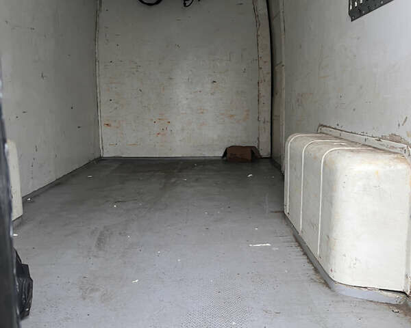 Белый Ситроен Jumper, объемом двигателя 2.5 л и пробегом 500 тыс. км за 12000 $, фото 6 на Automoto.ua