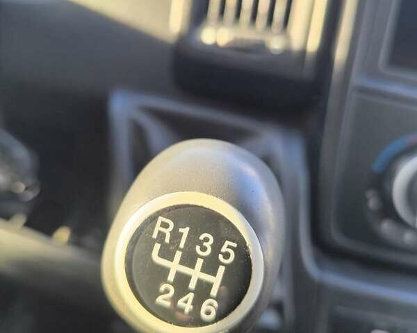 Білий Сітроен Jumper, об'ємом двигуна 2.2 л та пробігом 318 тис. км за 12700 $, фото 7 на Automoto.ua