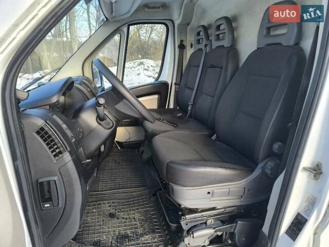 Білий Сітроен Jumper, об'ємом двигуна 2.2 л та пробігом 318 тис. км за 12700 $, фото 17 на Automoto.ua