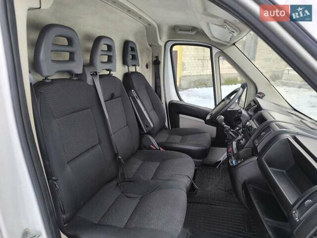 Білий Сітроен Jumper, об'ємом двигуна 2.2 л та пробігом 326 тис. км за 12700 $, фото 11 на Automoto.ua