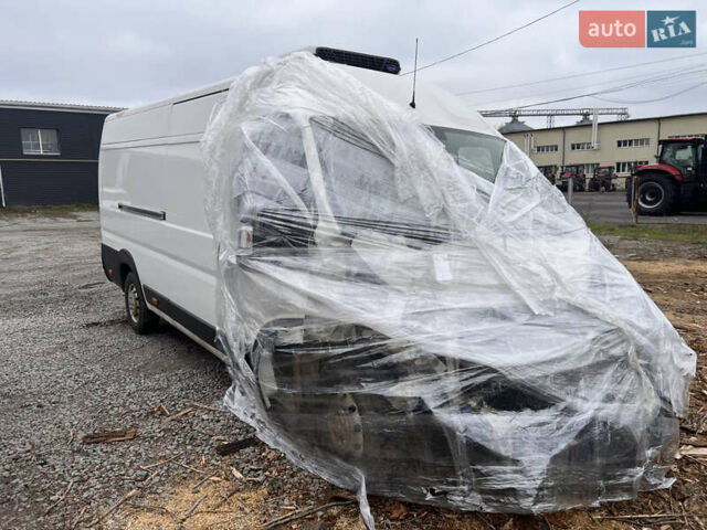 Белый Ситроен Jumper, объемом двигателя 2.2 л и пробегом 350 тыс. км за 7000 $, фото 2 на Automoto.ua