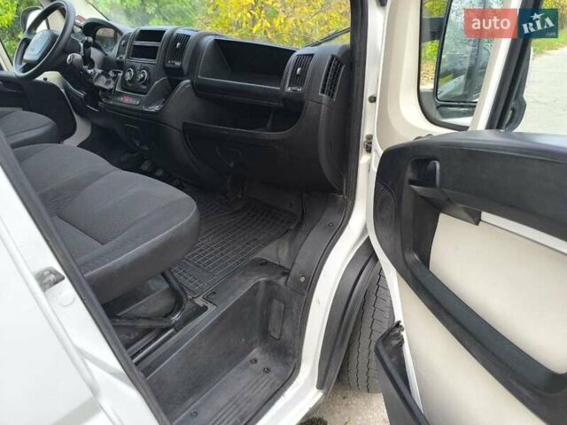 Белый Ситроен Jumper, объемом двигателя 2.2 л и пробегом 317 тыс. км за 13300 $, фото 9 на Automoto.ua