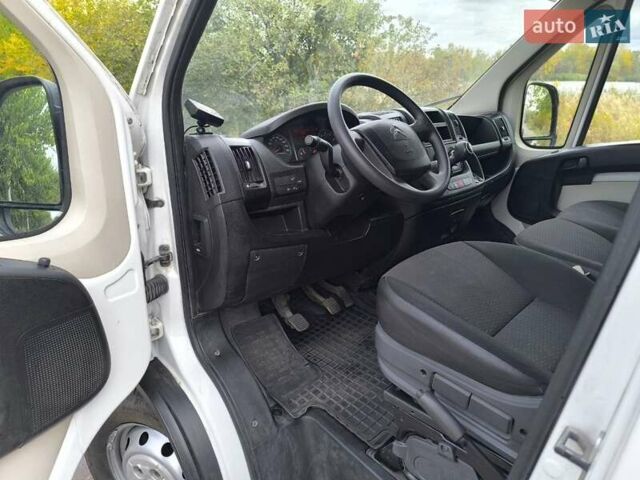 Белый Ситроен Jumper, объемом двигателя 2.2 л и пробегом 317 тыс. км за 13300 $, фото 2 на Automoto.ua