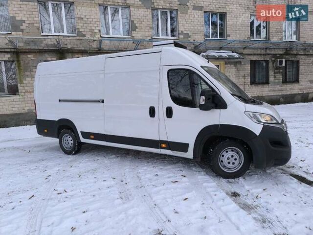 Білий Сітроен Jumper, об'ємом двигуна 2.2 л та пробігом 326 тис. км за 12700 $, фото 1 на Automoto.ua