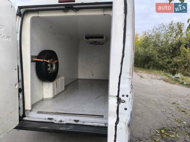 Белый Ситроен Jumper, объемом двигателя 2.2 л и пробегом 317 тыс. км за 13300 $, фото 13 на Automoto.ua