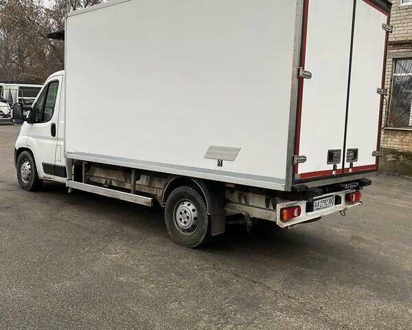 Белый Ситроен Jumper, объемом двигателя 2.2 л и пробегом 421 тыс. км за 12500 $, фото 6 на Automoto.ua