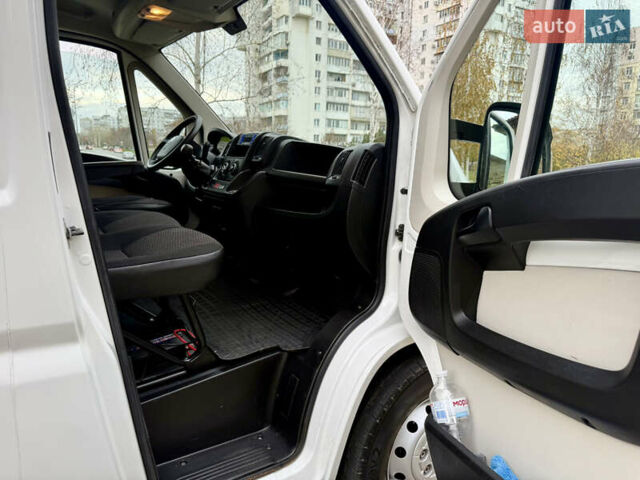 Белый Ситроен Jumper, объемом двигателя 2.2 л и пробегом 330 тыс. км за 15300 $, фото 24 на Automoto.ua