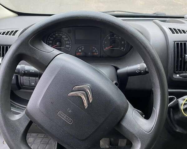 Белый Ситроен Jumper, объемом двигателя 2.2 л и пробегом 421 тыс. км за 12500 $, фото 3 на Automoto.ua