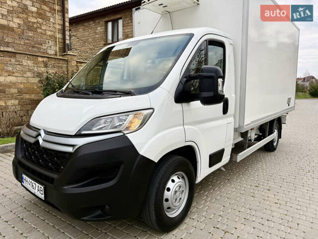 Белый Ситроен Jumper, объемом двигателя 2.2 л и пробегом 330 тыс. км за 15300 $, фото 2 на Automoto.ua
