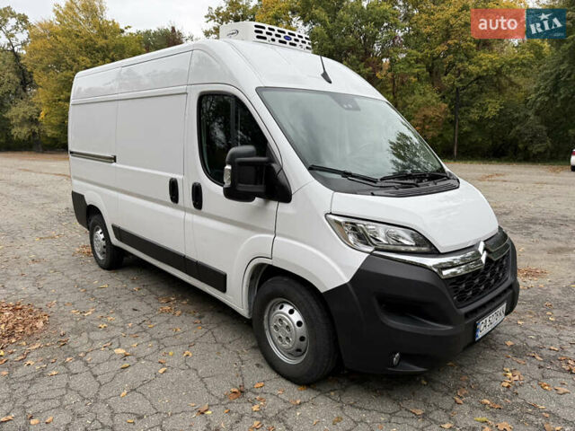 Белый Ситроен Jumper, объемом двигателя 2.2 л и пробегом 25 тыс. км за 31500 $, фото 1 на Automoto.ua