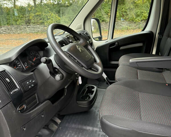 Белый Ситроен Jumper, объемом двигателя 2.2 л и пробегом 25 тыс. км за 31500 $, фото 11 на Automoto.ua