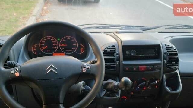 Белый Ситроен Jumper, объемом двигателя 2.2 л и пробегом 381 тыс. км за 4900 $, фото 7 на Automoto.ua