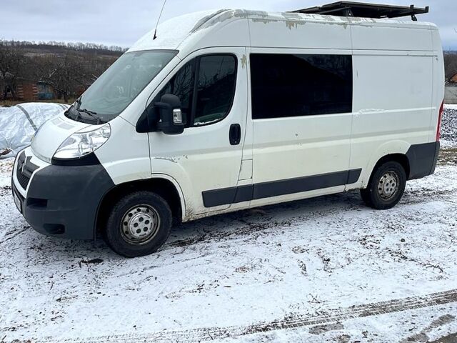 Белый Ситроен Jumper, объемом двигателя 2.2 л и пробегом 380 тыс. км за 6500 $, фото 1 на Automoto.ua
