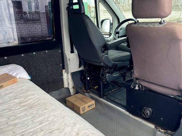 Белый Ситроен Jumper, объемом двигателя 2.2 л и пробегом 380 тыс. км за 6500 $, фото 9 на Automoto.ua