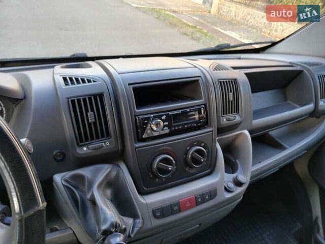 Бежевый Ситроен Jumper, объемом двигателя 2.2 л и пробегом 363 тыс. км за 5200 $, фото 4 на Automoto.ua