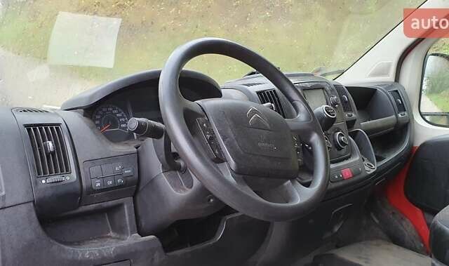 Красный Ситроен Jumper, объемом двигателя 2.2 л и пробегом 230 тыс. км за 14500 $, фото 8 на Automoto.ua