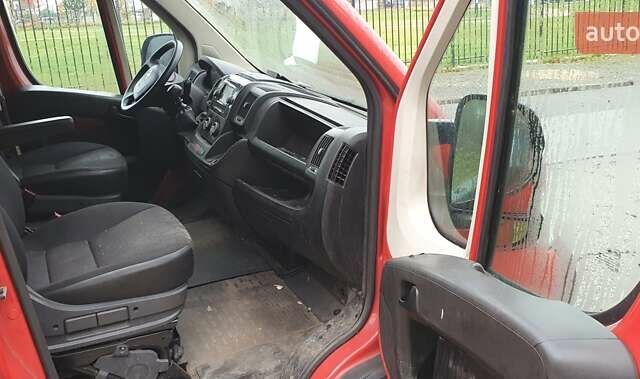 Красный Ситроен Jumper, объемом двигателя 2.2 л и пробегом 230 тыс. км за 14500 $, фото 7 на Automoto.ua