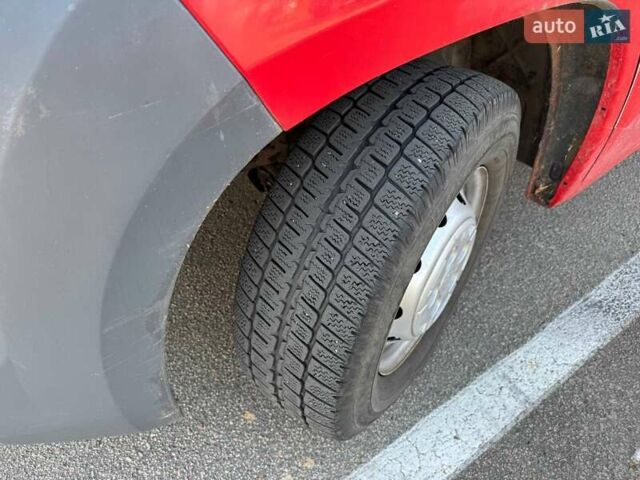 Красный Ситроен Jumper, объемом двигателя 2.2 л и пробегом 236 тыс. км за 8800 $, фото 32 на Automoto.ua