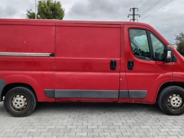 Красный Ситроен Jumper, объемом двигателя 2.2 л и пробегом 280 тыс. км за 2913 $, фото 1 на Automoto.ua