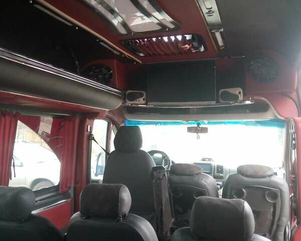 Красный Ситроен Jumper, объемом двигателя 3 л и пробегом 730 тыс. км за 10000 $, фото 7 на Automoto.ua