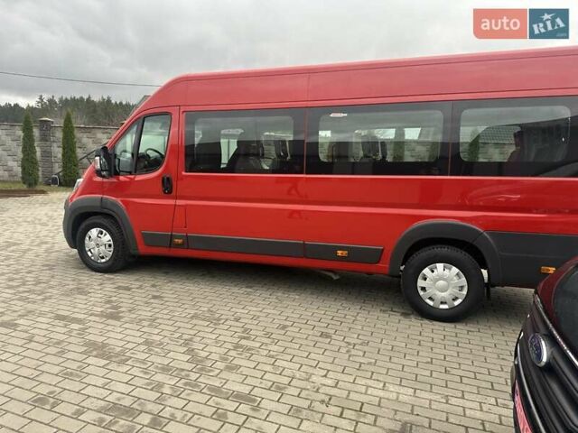 Красный Ситроен Jumper, объемом двигателя 2.2 л и пробегом 431 тыс. км за 23800 $, фото 4 на Automoto.ua