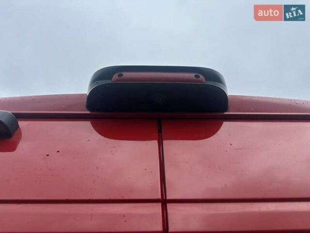 Красный Ситроен Jumper, объемом двигателя 2.2 л и пробегом 431 тыс. км за 23800 $, фото 11 на Automoto.ua
