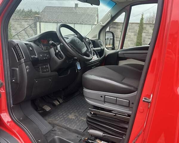Красный Ситроен Jumper, объемом двигателя 2.2 л и пробегом 431 тыс. км за 23800 $, фото 23 на Automoto.ua