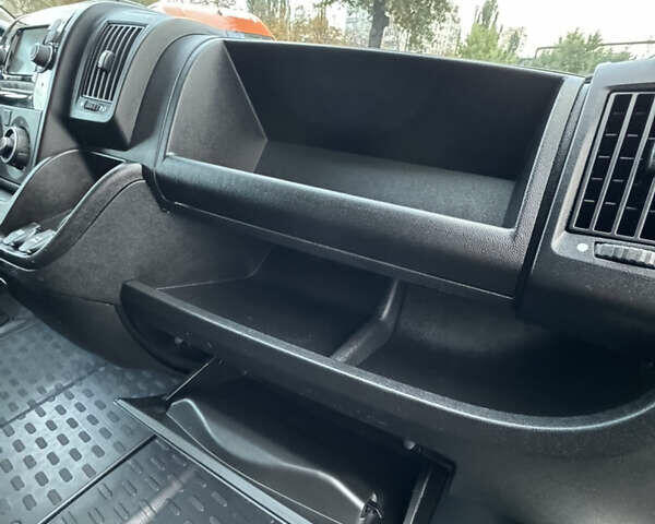 Ситроен Jumper, объемом двигателя 2.2 л и пробегом 220 тыс. км за 18900 $, фото 26 на Automoto.ua