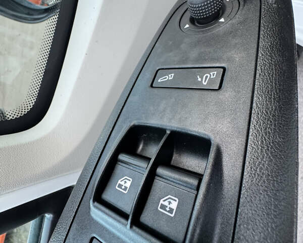 Ситроен Jumper, объемом двигателя 2.2 л и пробегом 220 тыс. км за 18900 $, фото 14 на Automoto.ua