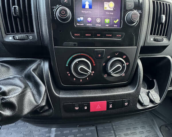 Ситроен Jumper, объемом двигателя 2.2 л и пробегом 220 тыс. км за 18900 $, фото 21 на Automoto.ua