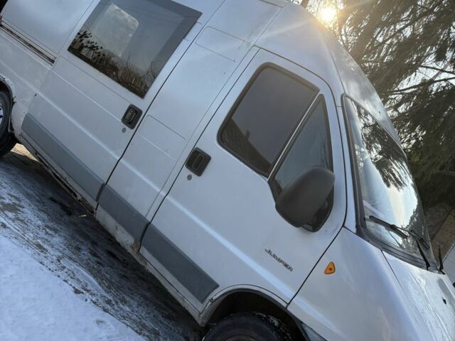 Серый Ситроен Jumper, объемом двигателя 2.2 л и пробегом 209 тыс. км за 2200 $, фото 1 на Automoto.ua