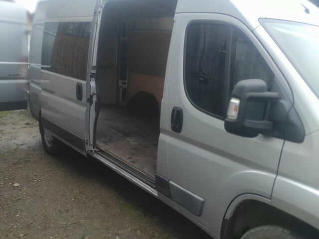 Серый Ситроен Jumper, объемом двигателя 2.2 л и пробегом 192 тыс. км за 12200 $, фото 7 на Automoto.ua