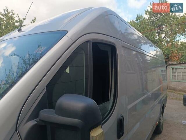 Серый Ситроен Jumper, объемом двигателя 2 л и пробегом 335 тыс. км за 12800 $, фото 33 на Automoto.ua