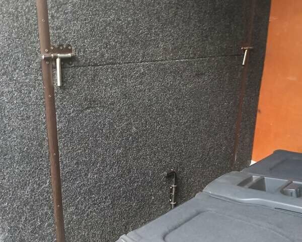 Серый Ситроен Jumper, объемом двигателя 2 л и пробегом 335 тыс. км за 12800 $, фото 11 на Automoto.ua