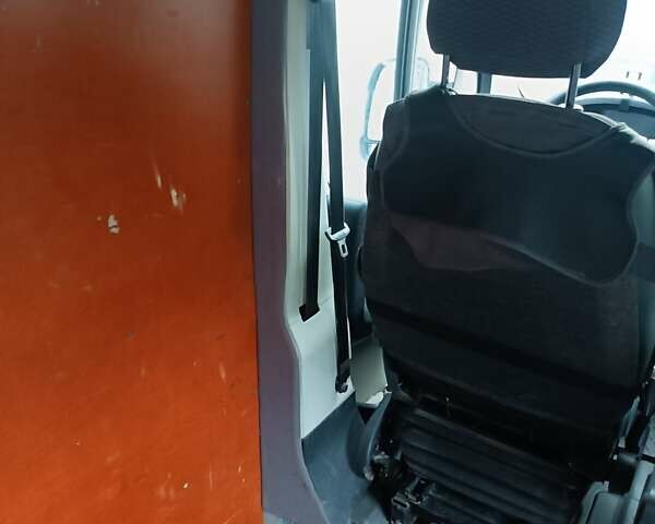 Серый Ситроен Jumper, объемом двигателя 2 л и пробегом 335 тыс. км за 12800 $, фото 95 на Automoto.ua