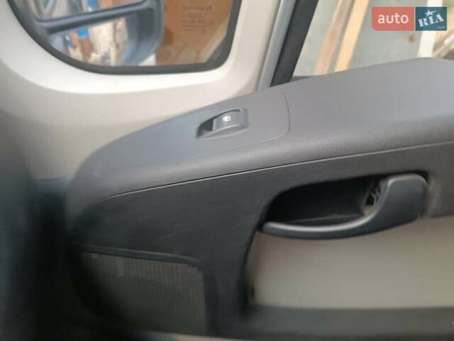 Серый Ситроен Jumper, объемом двигателя 2 л и пробегом 335 тыс. км за 12800 $, фото 53 на Automoto.ua