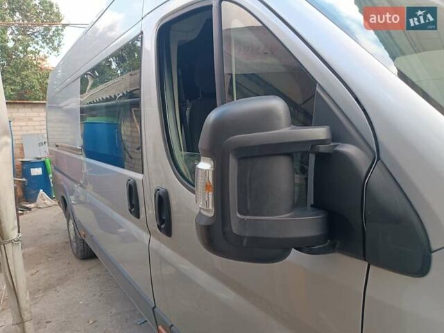 Серый Ситроен Jumper, объемом двигателя 2 л и пробегом 335 тыс. км за 12800 $, фото 32 на Automoto.ua