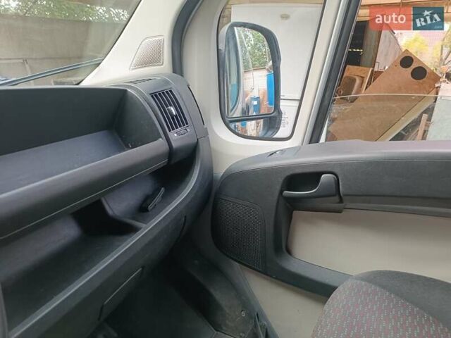 Серый Ситроен Jumper, объемом двигателя 2 л и пробегом 335 тыс. км за 12800 $, фото 47 на Automoto.ua