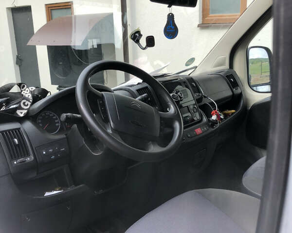 Серый Ситроен Jumper, объемом двигателя 2.2 л и пробегом 330 тыс. км за 14500 $, фото 3 на Automoto.ua