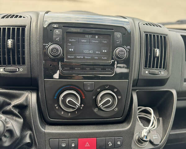 Синий Ситроен Jumper, объемом двигателя 2 л и пробегом 250 тыс. км за 15800 $, фото 12 на Automoto.ua